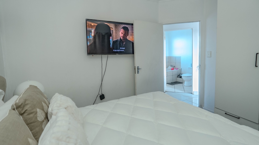 2 Bedroom Property for Sale in Sunset Glen Western Cape